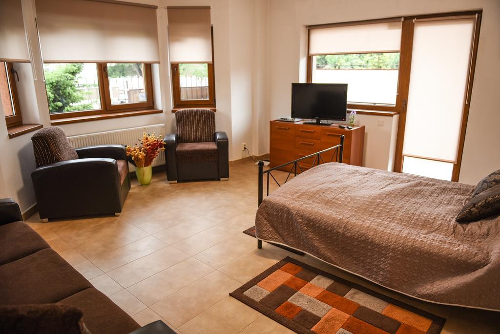 קלוז'-נאפוקה Modern Apartment Near City Center מראה חיצוני תמונה