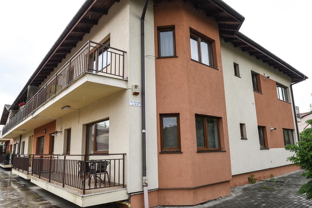 קלוז'-נאפוקה Modern Apartment Near City Center מראה חיצוני תמונה